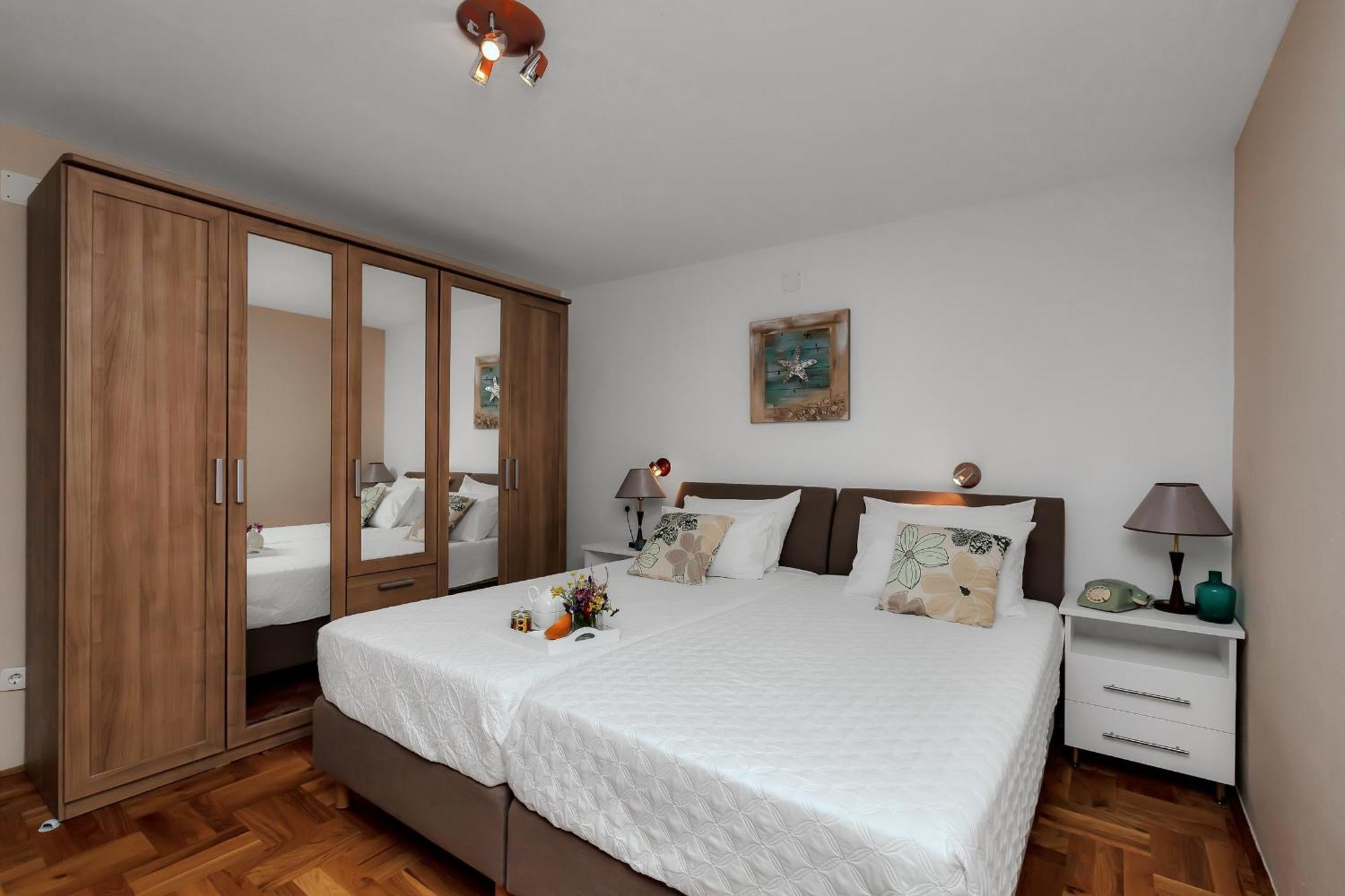 Villa Ana Подгора Екстериор снимка